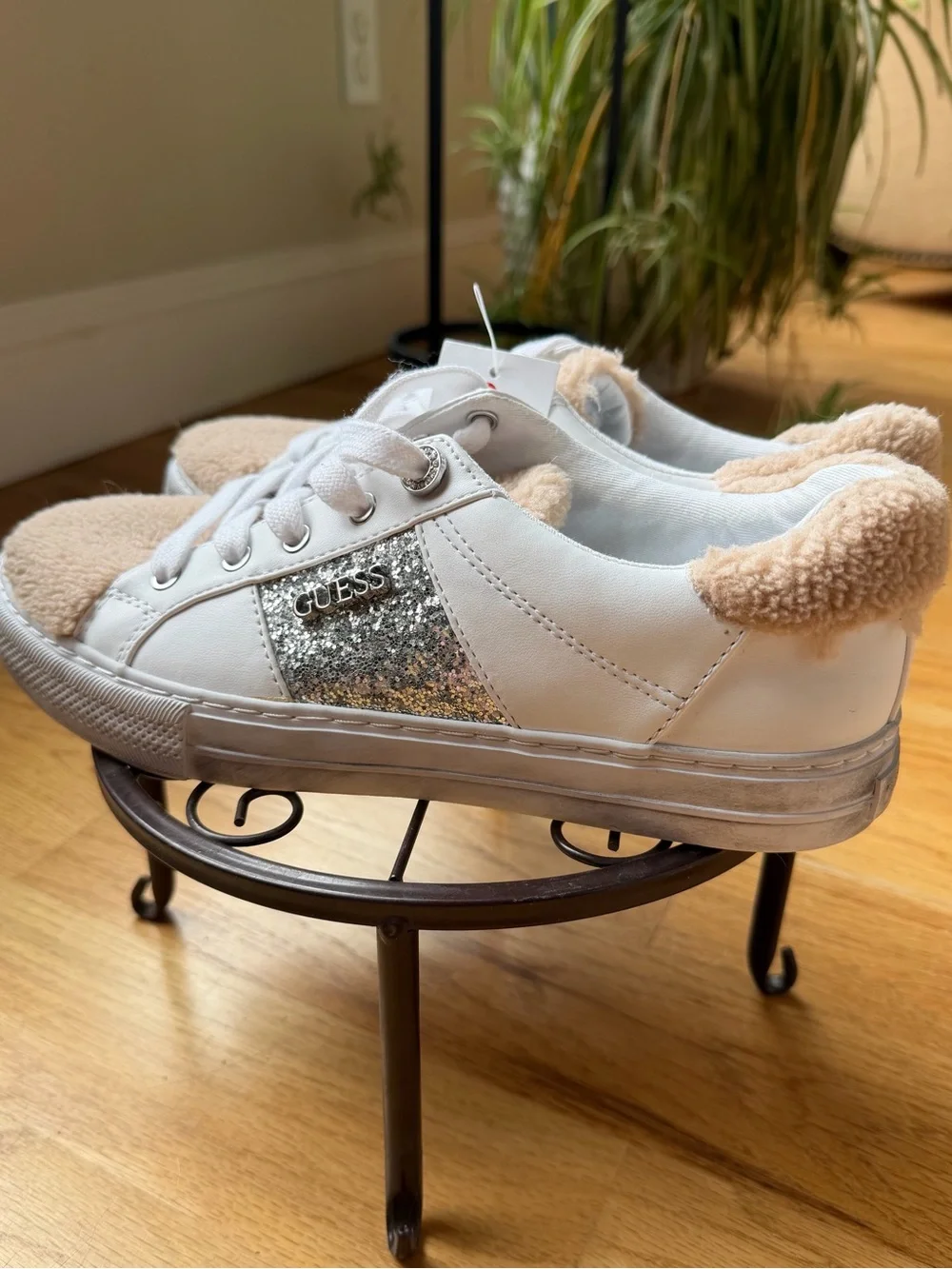 GUESS Women’s White Glitter Accent Teddy Trim Sneakers